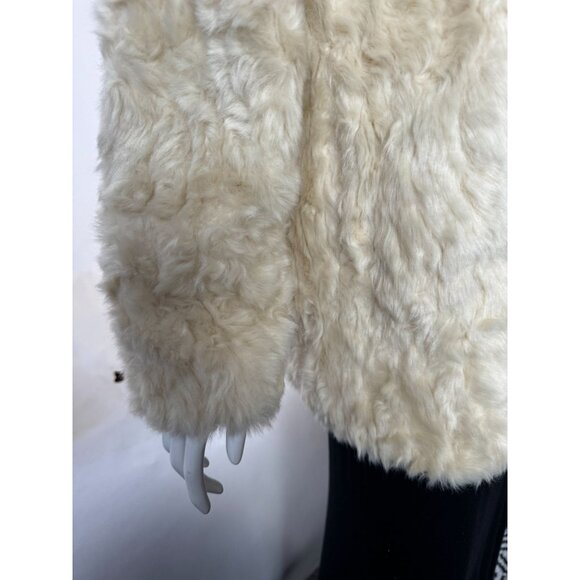 Forever 21 Exclusive Faux Fur Coat Size Large Hook And Eye Closure - Picture 10 of 16